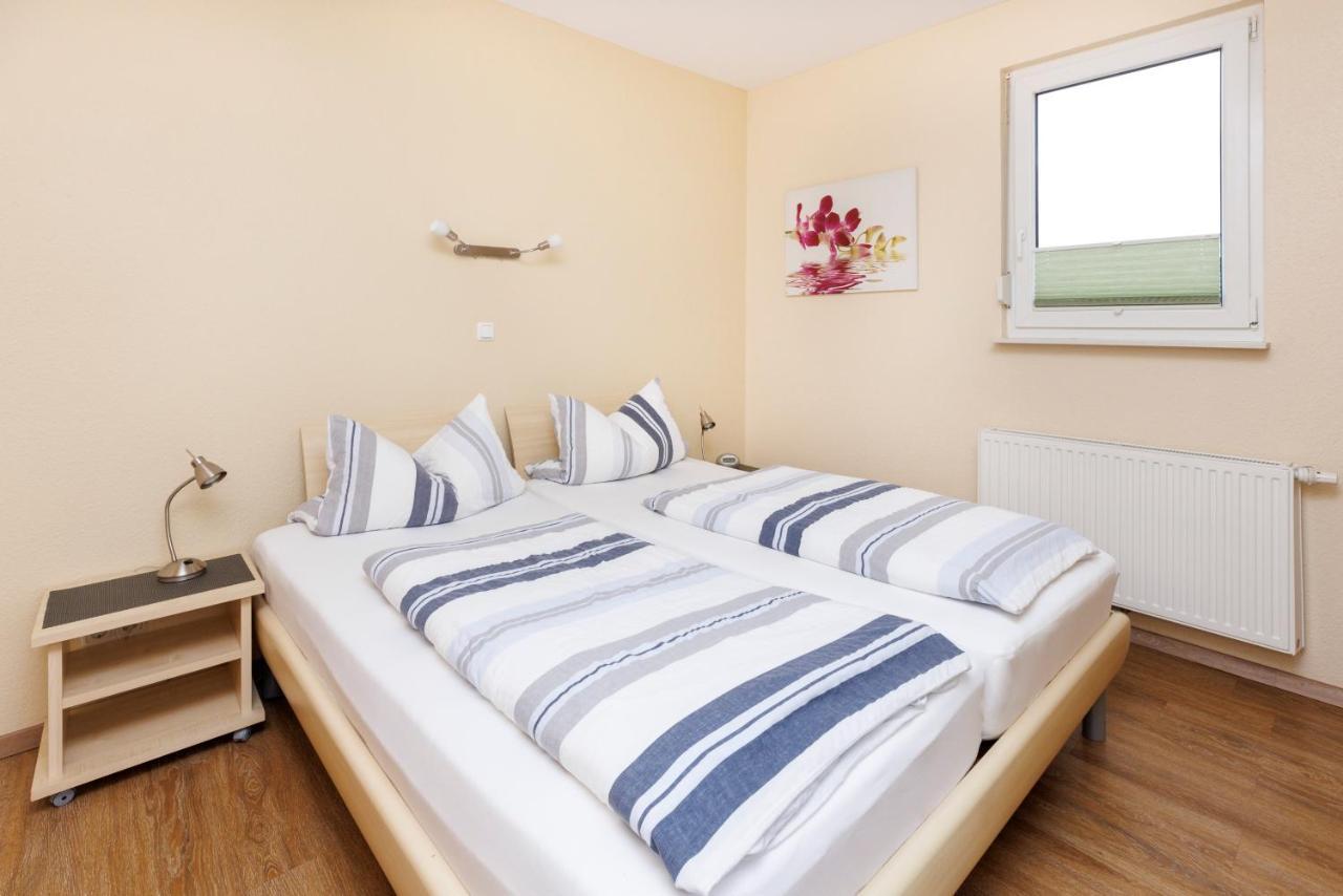 Deichhotel Grube Dorumer Neufeld Buitenkant foto