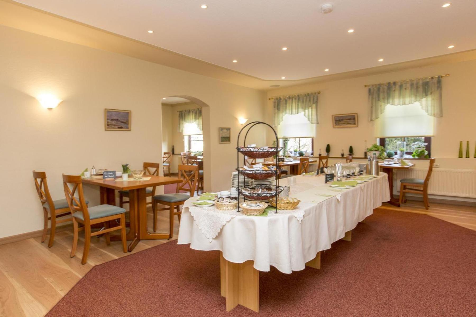 Deichhotel Grube Dorumer Neufeld Buitenkant foto